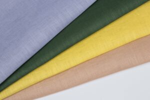 Wholesale 100% Pure Linen 125gsm Flax Textile Plain Dyed Fabric for Eco-Friendly Spring/Summer Clothing Bedding Curtains